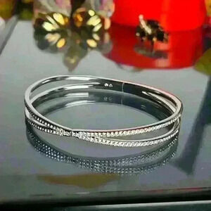 Silver tone rhinestones bracelet